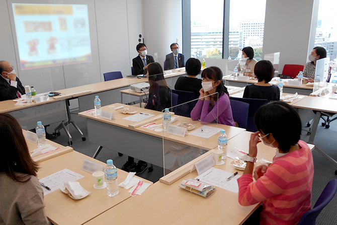 奥様重役会 活動内容 聴く知る活かす 日本ハム株式会社