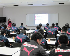 A nutrition seminar for Cerezo OSAKA