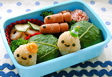 カメさんおにぎりのお弁当